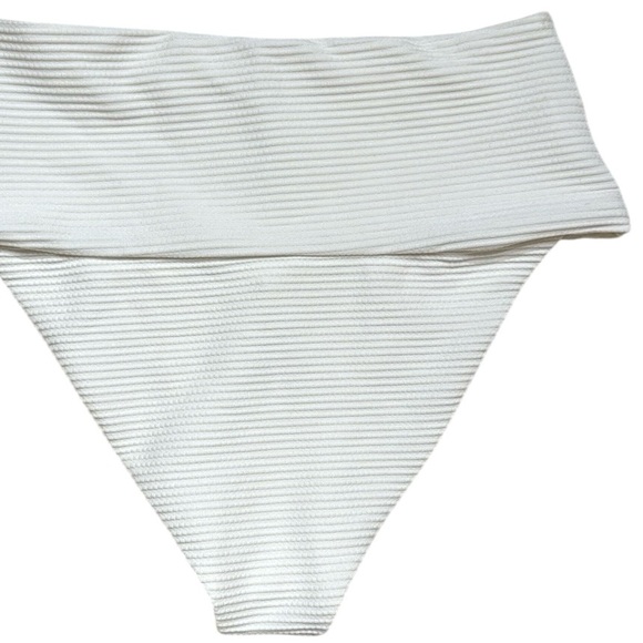 L*Space Eco Chic Repreve Desi Bikini Bottom - Picture 12 of 15